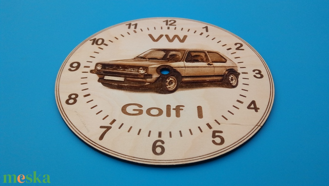 VW, VolksWagen Golf I ( 1 ) mintás falióra. Golfos, vws, volkswagenes képpel. Kedves, egyedi ajándék is lehet belőle. - otthon & életmód - dekoráció - fali és függő dekoráció - falióra & óra - Meska.hu