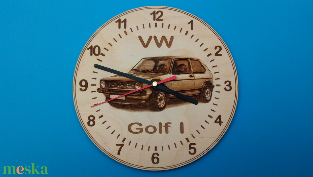 VW, VolksWagen Golf I ( 1 ) mintás falióra. Golfos, vws, volkswagenes képpel. Kedves, egyedi ajándék is lehet belőle. - otthon & életmód - dekoráció - fali és függő dekoráció - falióra & óra - Meska.hu