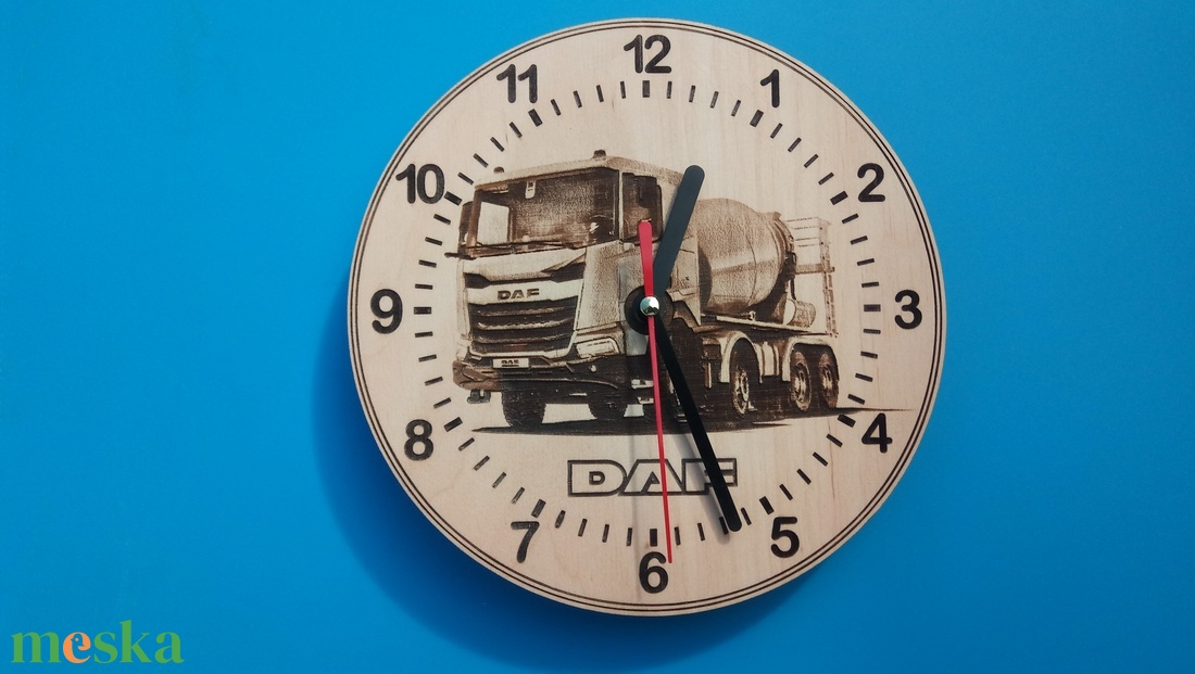 DAF billencs kamion képével készült falióra. - otthon & életmód - dekoráció - fali és függő dekoráció - falióra & óra - Meska.hu DAF billencs kamion képével készült falióra. - otthon & életmód - dekoráció - fali és függő dekoráció - falióra & óra - Meska.hu