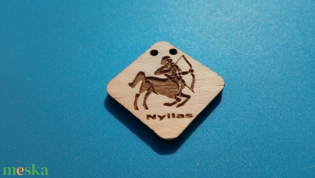 NYILAS horoszkóp mintás függő. Visszapillantóra, nyakba, szekrényajtóra, hátizsákra. - otthon & életmód - dekoráció - fali és függő dekoráció - függődísz - Meska.hu NYILAS horoszkóp mintás függő. Visszapillantóra, nyakba, szekrényajtóra, hátizsákra. - otthon & életmód - dekoráció - fali és függő dekoráció - függődísz - Meska.hu
