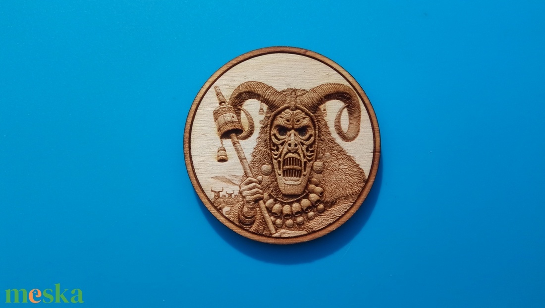 Busójárás mintás hűtőmágnes. Busós mágnes. Turisztika, hagyomány, Mohács térségében. Ritka, gravírozott hűtődísz. - otthon & életmód - konyhafelszerelés, tálalás - konyhai dekoráció - hűtőmágnes - Meska.hu