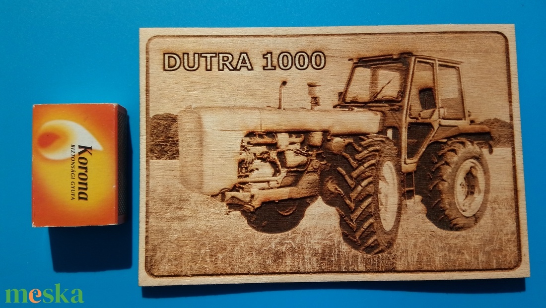 Gravírozott fa tábla Dutra 1000 Traktor rajongóknak, földműves embereknek, a vidék megszállotjainak! :) - otthon & életmód - dekoráció - kép & falikép - fából készült kép - Meska.hu Gravírozott fa tábla Dutra 1000 Traktor rajongóknak, földműves embereknek, a vidék megszállotjainak! :) - otthon & életmód - dekoráció - kép & falikép - fából készült kép - Meska.hu