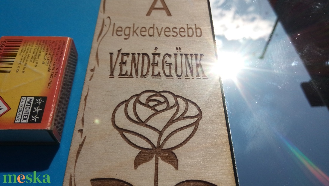 Falitükör A legkedvesebb vendégem felirattal. Étterem, fodrászat, műkörmös és más szolgáltató számára. Vidám, vicces. - otthon & életmód - dekoráció - tükör - Meska.hu Falitükör A legkedvesebb vendégem felirattal. Étterem, fodrászat, műkörmös és más szolgáltató számára. Vidám, vicces. - otthon & életmód - dekoráció - tükör - Meska.hu