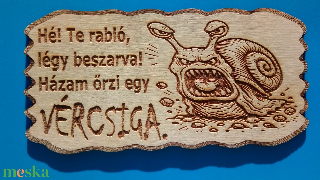 Kutyatábla, vércsigával. Vigyázz a kutya harap helyett. VIGYÁZZ!! A vércsiga!... (rablós) - esküvő - dekoráció - tábla & jelzés - Meska.hu
