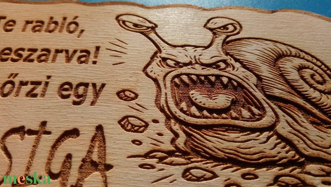 Kutyatábla, vércsigával. Vigyázz a kutya harap helyett. VIGYÁZZ!! A vércsiga!... (rablós) - esküvő - dekoráció - tábla & jelzés - Meska.hu