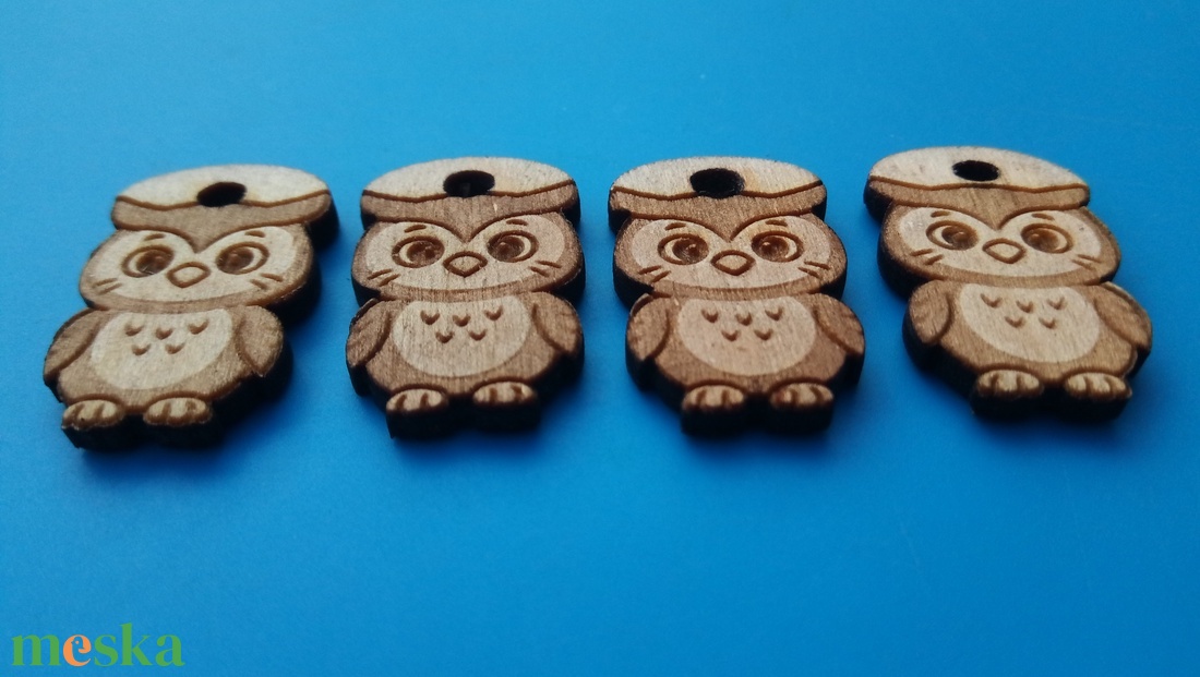 Baglyos cipőfűződísz. Bagoly mintás cipőfűző dísz, karlánc, bokalánc, nyaklánc alapanyag. (Bagoly füzér.) - ékszer - lábdísz és testékszer - lábgyűrű és lábdísz - Meska.hu