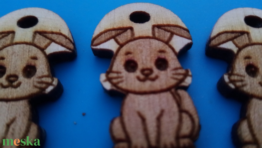 Nyuszis cipőfűződísz. (nyúl, nyuszi,  nyulas mintával.) - ékszer - lábdísz és testékszer - lábgyűrű és lábdísz - Meska.hu