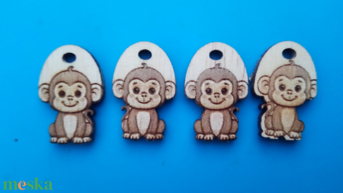 Majmos cipőfűződísz. Majom mintás dísz. Karlánc, bokalánc alapanyag. - ékszer - lábdísz és testékszer - lábgyűrű és lábdísz - Meska.hu