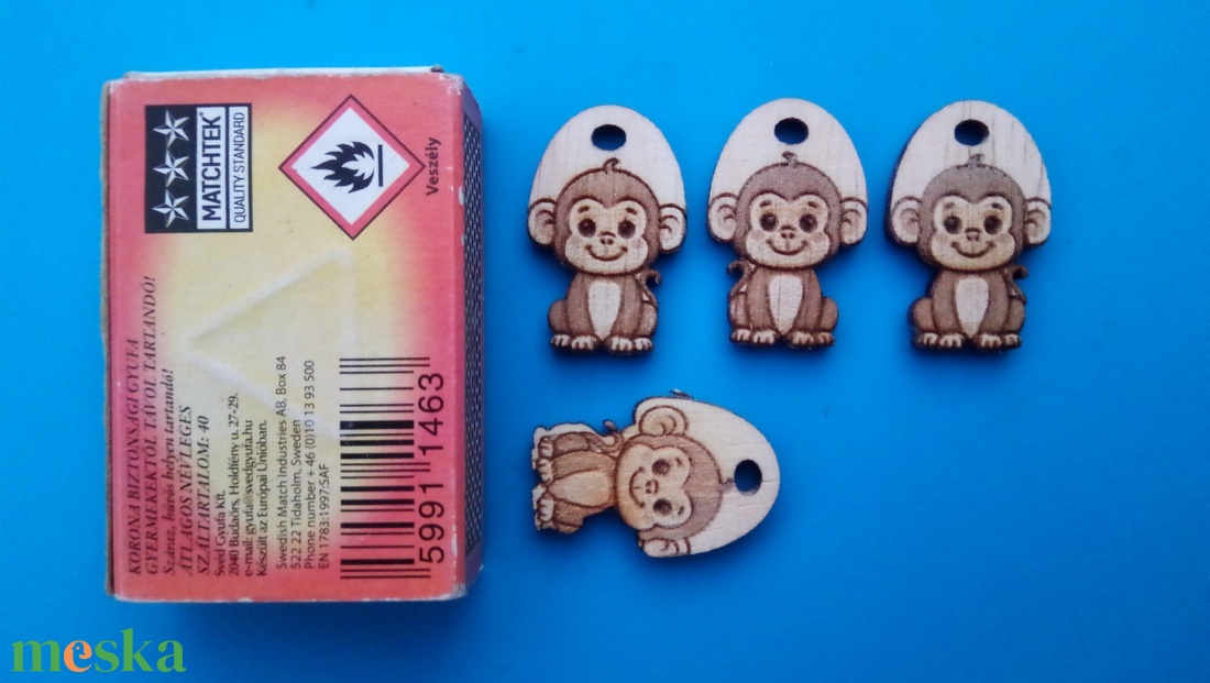 Majmos cipőfűződísz. Majom mintás dísz. Karlánc, bokalánc alapanyag. - ékszer - lábdísz és testékszer - lábgyűrű és lábdísz - Meska.hu