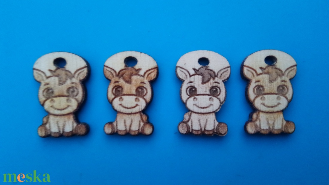 Lovacskás cipőfűződísz. Lo, lovas mintás karlánc, bokalánc alapanyag. - ékszer - lábdísz és testékszer - lábgyűrű és lábdísz - Meska.hu