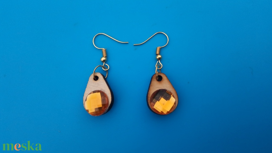 Sárga csepp strasszos buli fülbevaló Karácsonyra, szilveszterre, mikulásra, vidám házibuliba, koncertre vagy ajándékba. - esküvő - ékszer - fülbevaló - Meska.hu