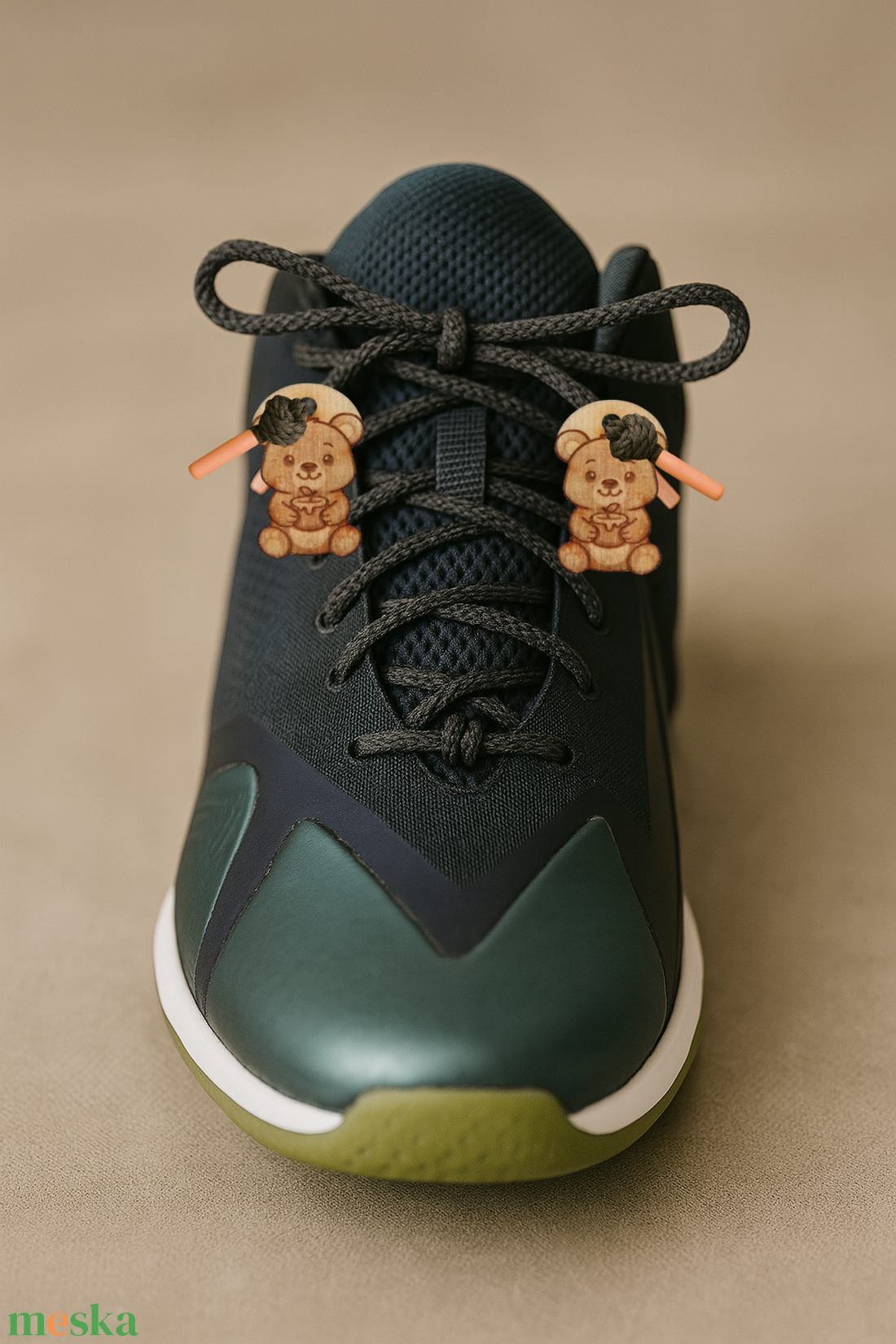 Macis cipőfűződísz. Medvés, maci, medve mintás dísz. Karlánc, bokalánc alapanyag. - ékszer - lábdísz és testékszer - lábgyűrű és lábdísz - Meska.hu