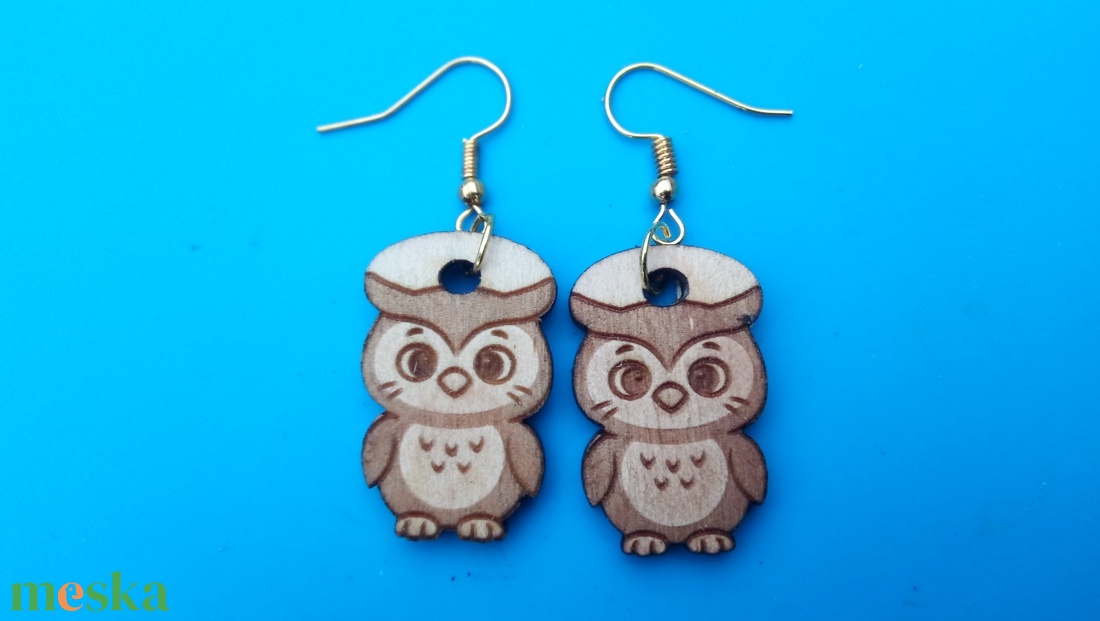 Bagoly fülbevaló. Baglyos füldísz, bagollyal. Kiváló ajándék lánynak, vidám hölgynek, nőnek szilveszterre vagy bármikor. - esküvő - ékszer - fülbevaló - Meska.hu