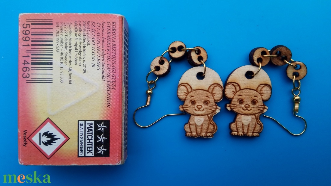 Láncos Egér fülbevaló. Egeres füldísz, egérrel. Kiváló ajándék lánynak, vidám hölgynek, nőnek szilveszterre. - esküvő - ékszer - fülbevaló - Meska.hu