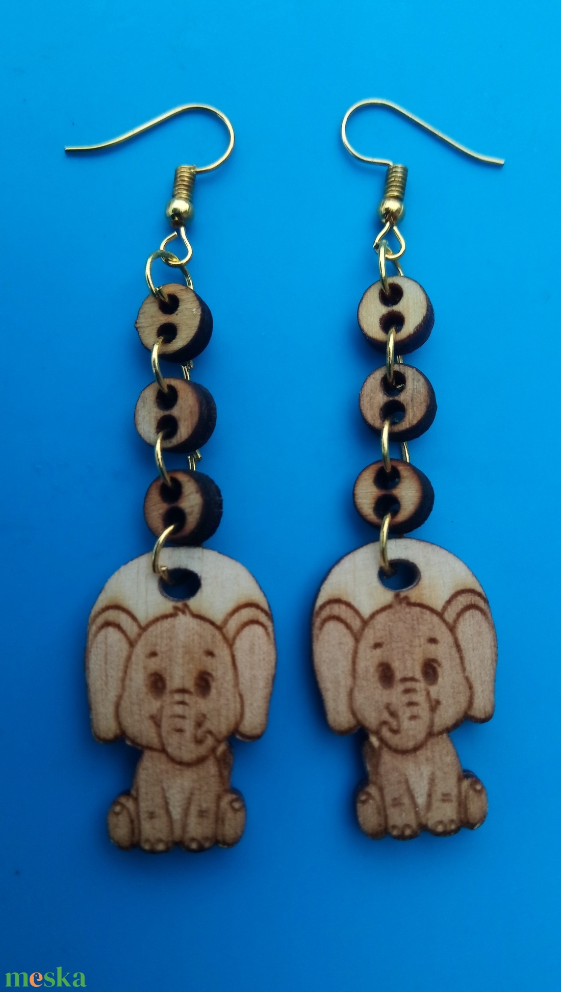 Láncos Elefánt fülbevaló. Elafántos füldísz elafánttal Kiváló ajándék lánynak, vidám hölgynek nőnek szilveszterre. - esküvő - ékszer - fülbevaló - Meska.hu