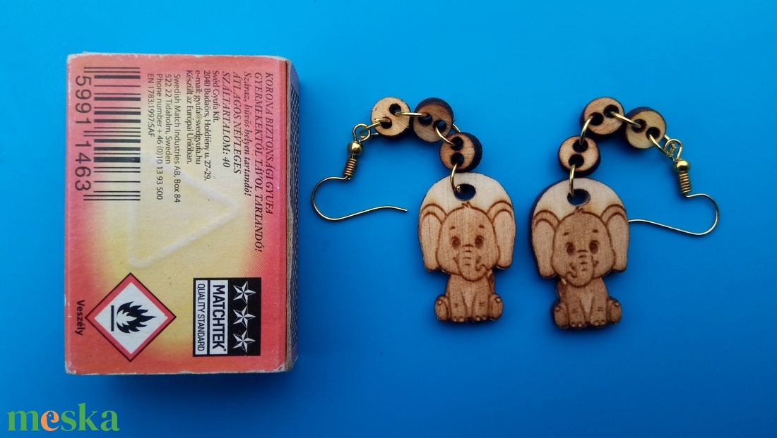 Láncos Elefánt fülbevaló. Elafántos füldísz elafánttal Kiváló ajándék lánynak, vidám hölgynek nőnek szilveszterre. - esküvő - ékszer - fülbevaló - Meska.hu