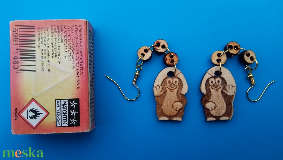 Láncos Vakond fülbevaló. Vakondos füldísz vakonddal. Kiváló ajándék lánynak, vidám hölgynek, nőnek szilveszterre. - esküvő - ékszer - fülbevaló - Meska.hu