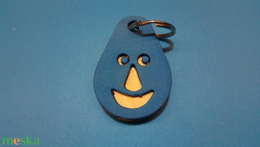 Kék, Nevető kulcstartó Vidám gyerekeknek vicces felnőtteknek, humoros öregeknek vagy szomorúaknak ajándékba.  - táska & tok - kulcstartó & táskadísz - kulcstartó - Meska.hu