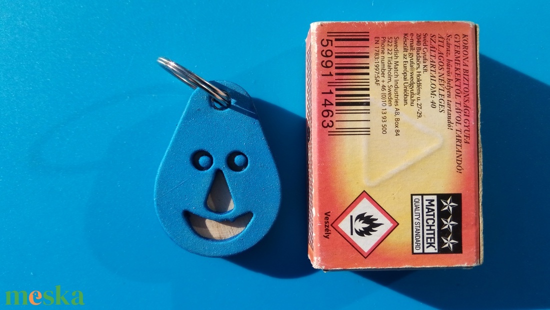 Kék, Nevető kulcstartó Vidám gyerekeknek vicces felnőtteknek, humoros öregeknek vagy szomorúaknak ajándékba.  - táska & tok - kulcstartó & táskadísz - kulcstartó - Meska.hu