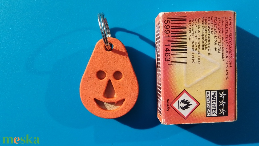 Narancssárga, Nevető kulcstartó Vidám gyerekeknek vicces felnőtteknek, humoros öregeknek vagy szomorúaknak ajándékba.  - táska & tok - kulcstartó & táskadísz - kulcstartó - Meska.hu