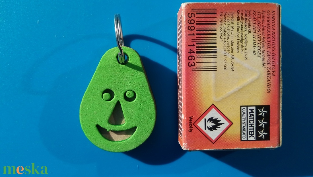 Zöld, Nevető kulcstartó. Vidám gyerekeknek, vicces felnőtteknek, humoros öregeknek vagy szomorúaknak ajándékba.  - táska & tok - kulcstartó & táskadísz - kulcstartó - Meska.hu