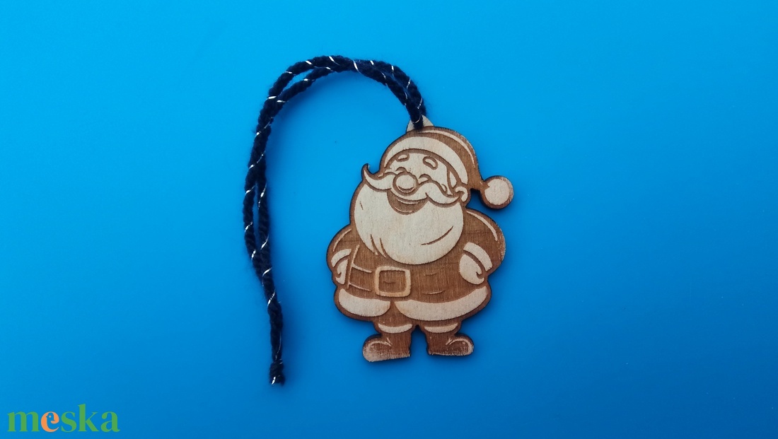 Mikulás karácsonyfadísz. Vagy visszapillantó, táska, hátizsák, csillár, szerkrényajtó függő dísz. Ajándékba is tökéletes - karácsony - karácsonyi lakásdekoráció - karácsonyfadíszek - Meska.hu