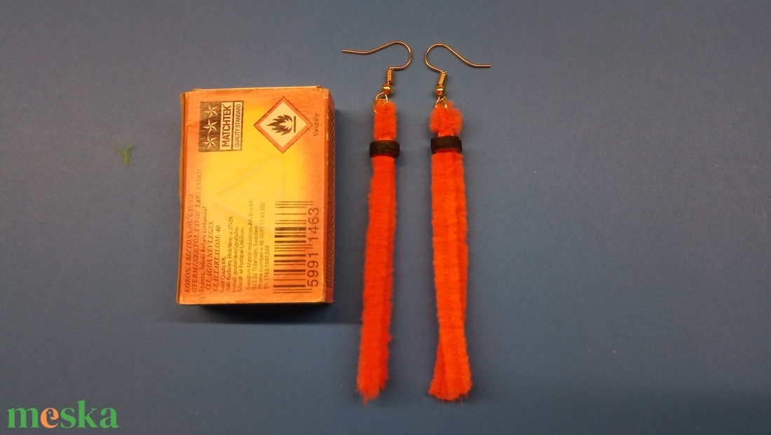 Boa fülbevalók Pirosboa, Narancsboa, Zöldboa, Rózsaboa várja új fülének jelentkezését. Lányoknak hölgyeknek alkalmi dísz - ékszer - fülbevaló - lógó fülbevaló - Meska.hu