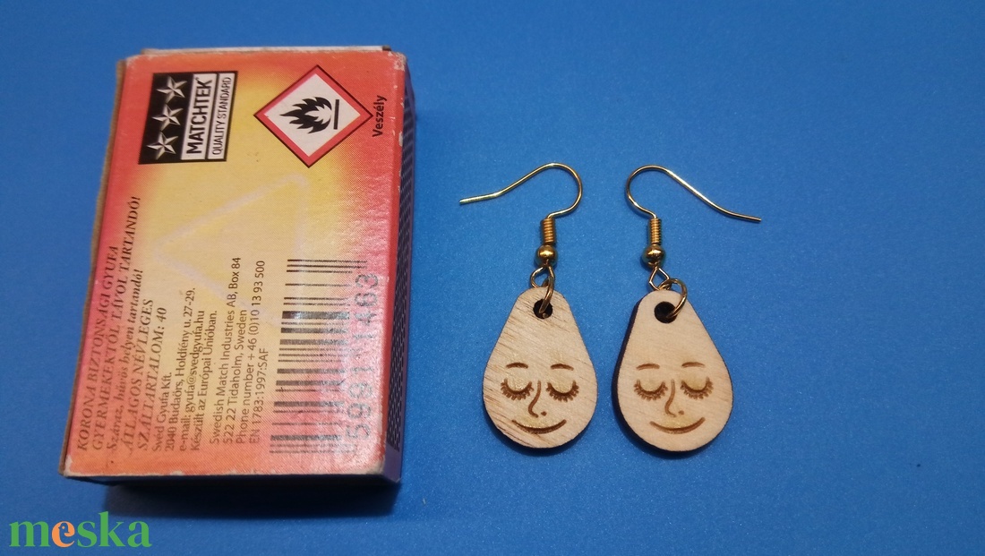 Gonosz vigyor vagy szende szűz? Fülbevaló mind. Vicces, humoros, vidám felnőttnek, fiatalnak. Szilveszterre, házibuliba. - esküvő - ékszer - fülbevaló - Meska.hu