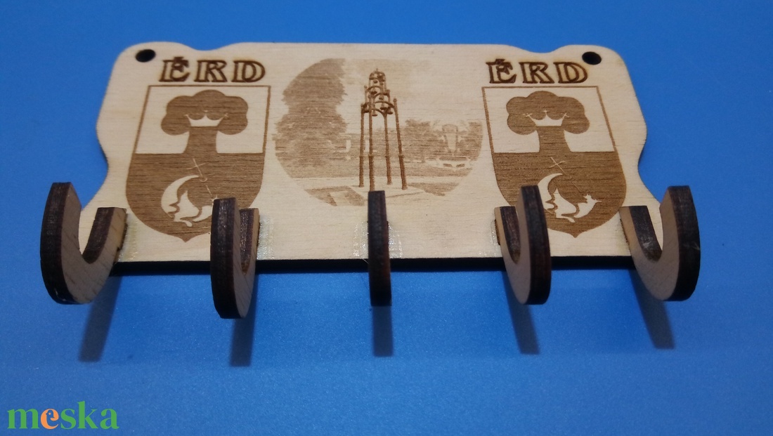 Fali kulcstartó, Érd városának harang és címer mintájával. - otthon & életmód - dekoráció - fali és függő dekoráció - fali kulcstartó - Meska.hu