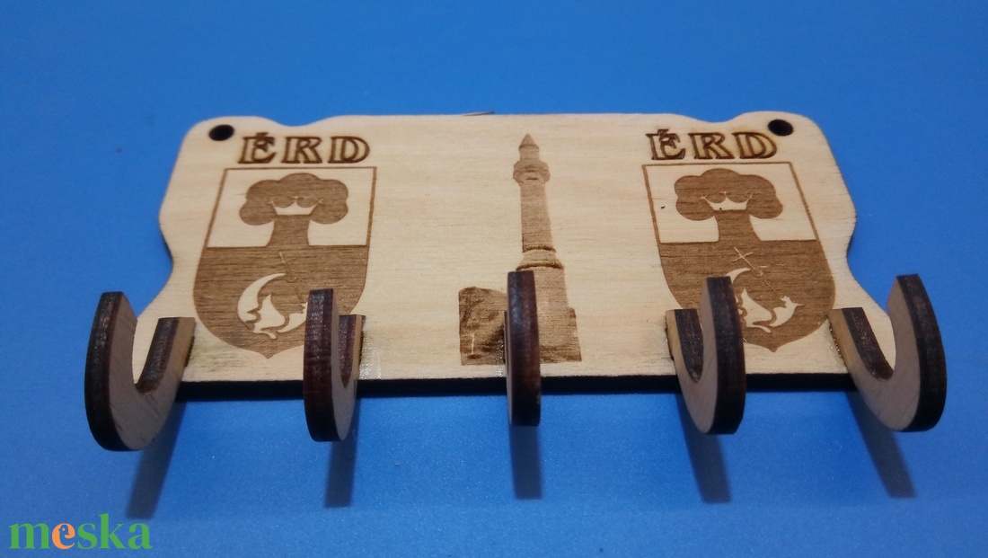 Fali kulcstartó, Érd városának minarett és címer mintájával. - otthon & életmód - dekoráció - fali és függő dekoráció - fali kulcstartó - Meska.hu