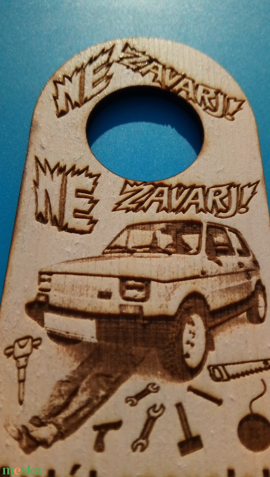 NE ZAVARJ! tábla. Polski 126P tulajnak. Vicces tábla, egyedi ajándék veteránosnak, autósnak. - esküvő - dekoráció - tábla & jelzés - Meska.hu