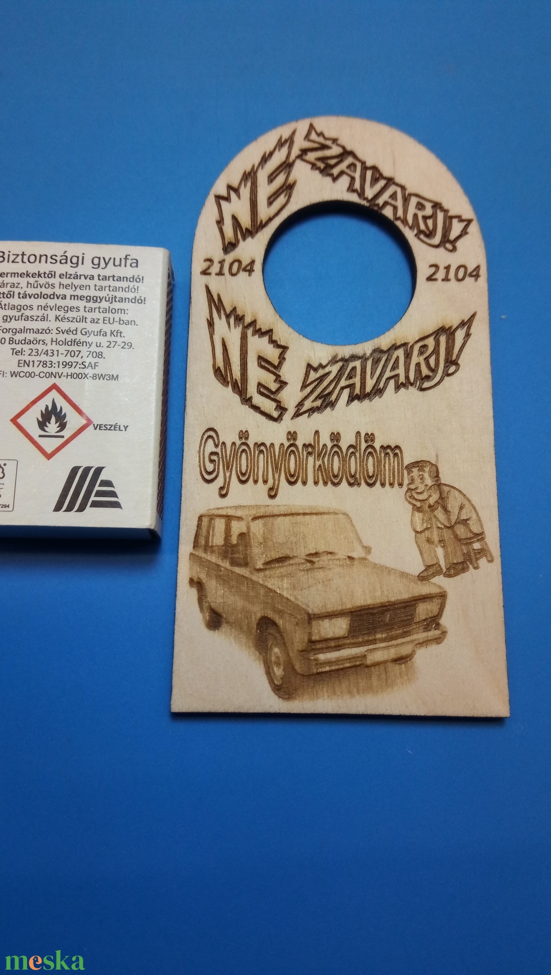 LADA 2104 es mintával, NE ZAVARJ! Netábla. Vicces, humoros ajándék, ladásnak, veteránosnak, zsiguli rajongónak, autósnak - esküvő - dekoráció - tábla & jelzés - Meska.hu