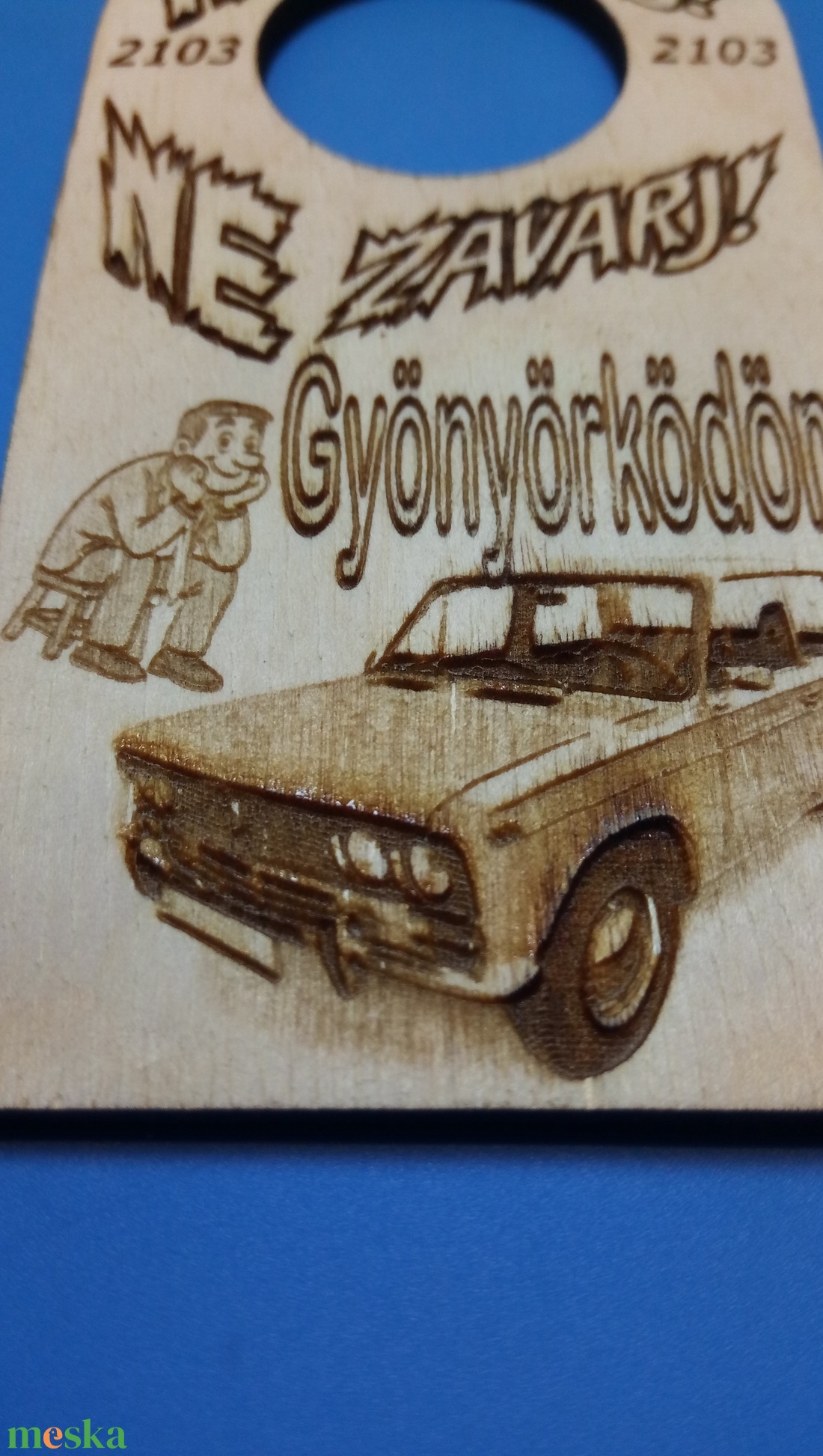 LADA 2103 mintás NE ZAVARJ! tábla. Vicces, humoros ajándék ladásnak, veteránosnak, autósnak férfinak zsigulisnak srácnak - esküvő - dekoráció - tábla & jelzés - Meska.hu