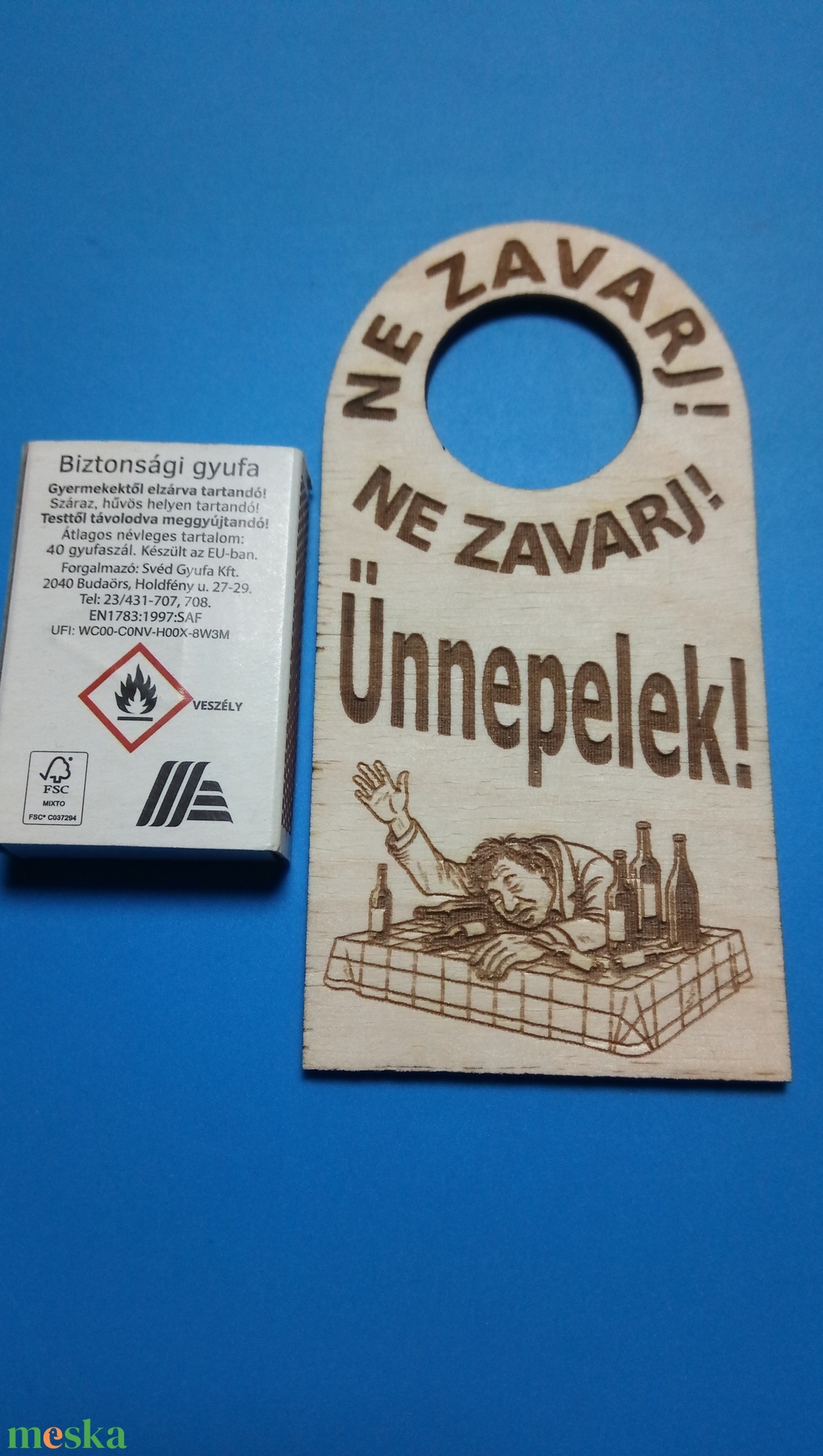 NE ZAVARJ! Ünnepelek. feliratú Netábla. Névnapra, szülinapra, ünnepre, kocsmázásra, és minden fenkölt alkoholra. kalomra - esküvő - dekoráció - tábla & jelzés - Meska.hu