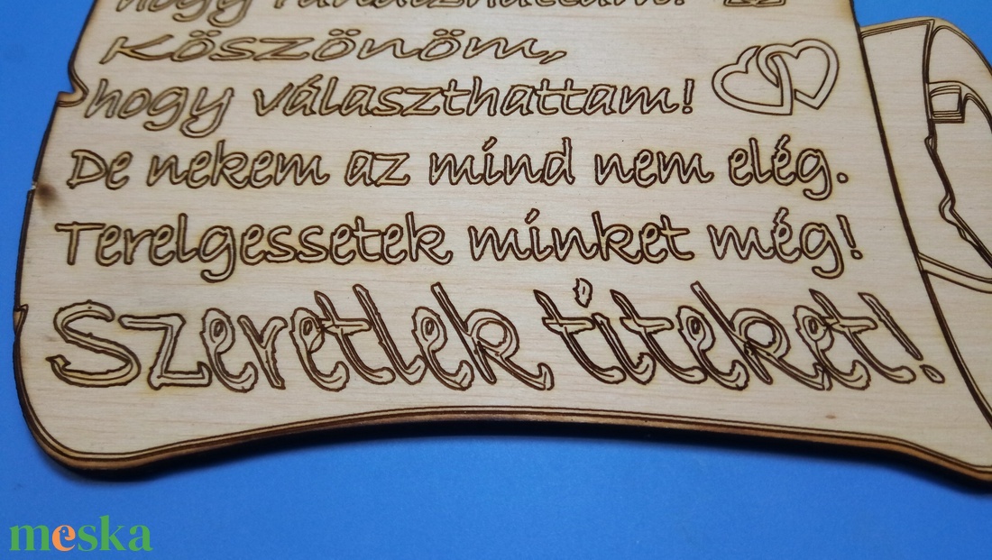 Szülőköszöntő pergamen. Esküvői ajándék falitábla, nyírfából. Apának, anyának szeretettel adható, emléktábla.  - esküvő - emlék & ajándék - szülőköszöntő ajándék - Meska.hu