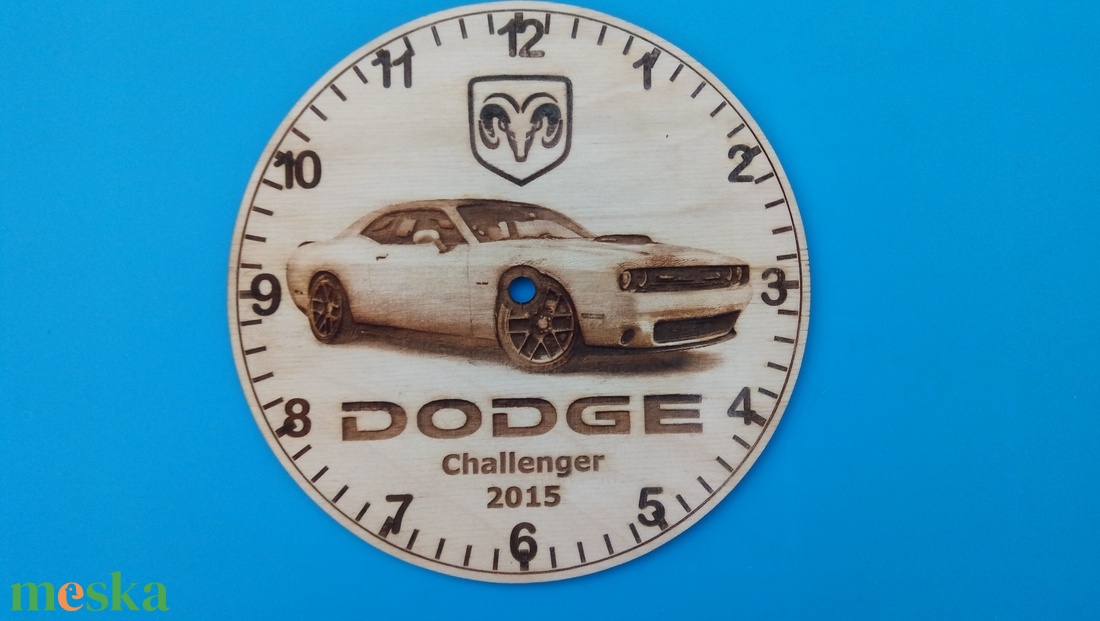 Húsvétra, ajándékba: Dodge Challenger 2015 mintás falióra. USA rajongónak, veteránosnak. - otthon & életmód - dekoráció - fali és függő dekoráció - falióra & óra - Meska.hu