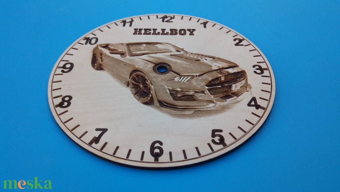 Húsvétra, ajándékba: HELLBOY mintás falióra. Ford Mustang rajongónak, veteránosnak. - otthon & életmód - dekoráció - fali és függő dekoráció - falióra & óra - Meska.hu