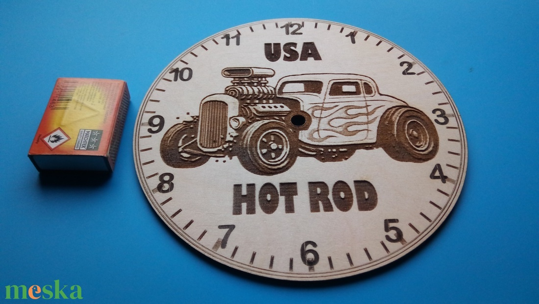 Húsvétra ajándékba: Sima HOT ROD mintás falióra. USA autó rajongónak, veteránosnak. - otthon & életmód - dekoráció - fali és függő dekoráció - falióra & óra - Meska.hu
