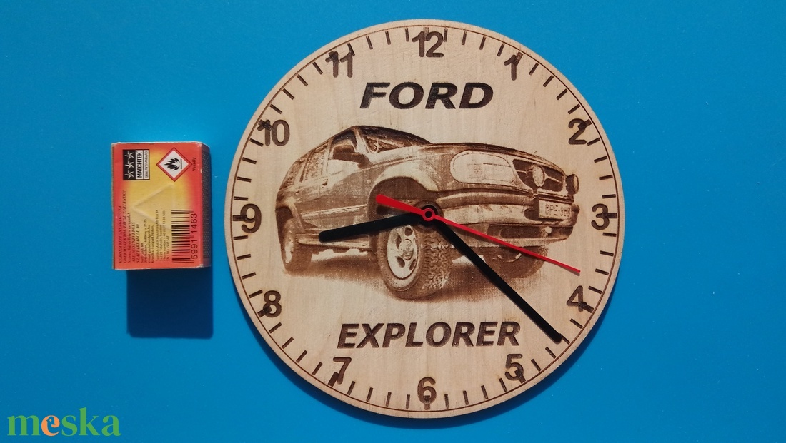 Ford Explorer mintás falióra. Ajándékba: USA autó rajongónak, veteránosnak. - otthon & életmód - dekoráció - fali és függő dekoráció - falióra & óra - Meska.hu