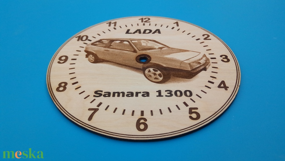 LADA Samara (3 ajtós) mintás falióra. Ajándékba: autó rajongónak, veteránosnak. - otthon & életmód - dekoráció - fali és függő dekoráció - falióra & óra - Meska.hu