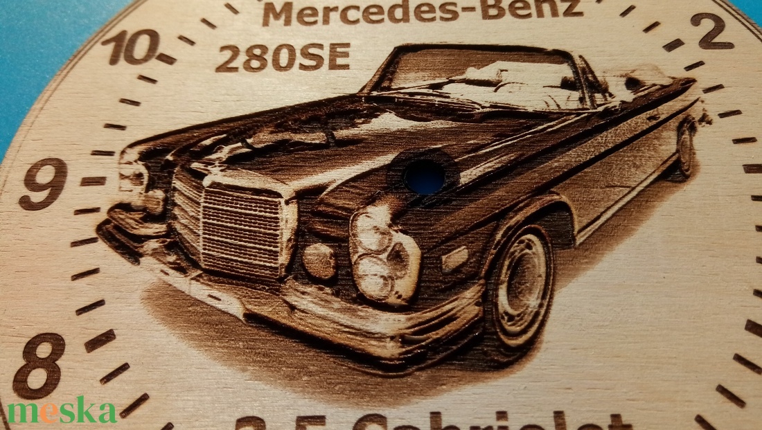Mercedes banz 280 SE ( 3.5 Cabriolet ) mintás falióra. Ajándékba: autó rajongónak, veteránosnak. - otthon & életmód - dekoráció - fali és függő dekoráció - falióra & óra - Meska.hu
