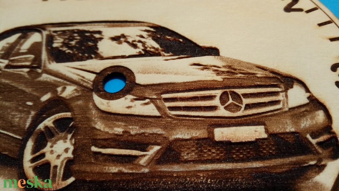 Mercedes W204 mintás falióra, Merci rajongóknak, veterán autósoknak. - otthon & életmód - dekoráció - fali és függő dekoráció - falióra & óra - Meska.hu