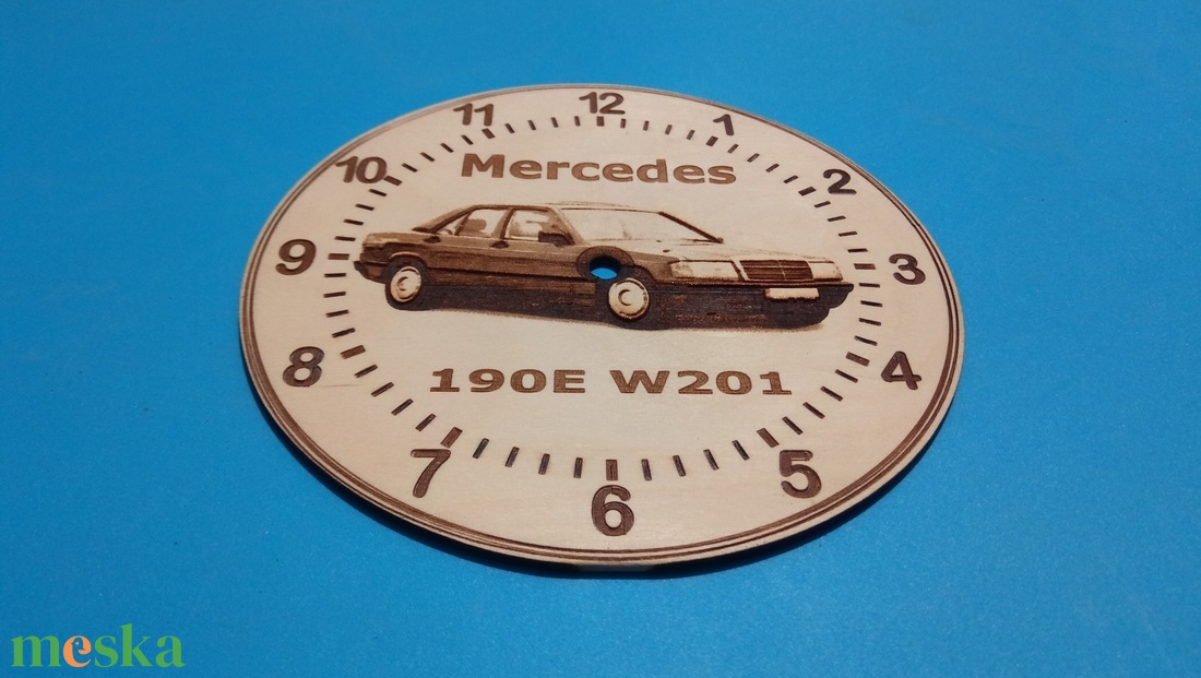 Mercedes W201 mintás falióra, Merci rajongóknak, veterán autósoknak. - otthon & életmód - dekoráció - fali és függő dekoráció - falióra & óra - Meska.hu