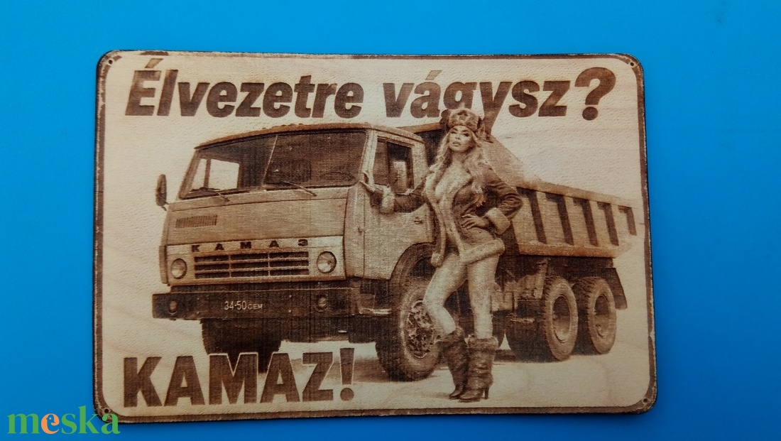 Vicces falikép, Kamazzal, csajszival. (rajz) - otthon & életmód - dekoráció - kép & falikép - fából készült kép - Meska.hu