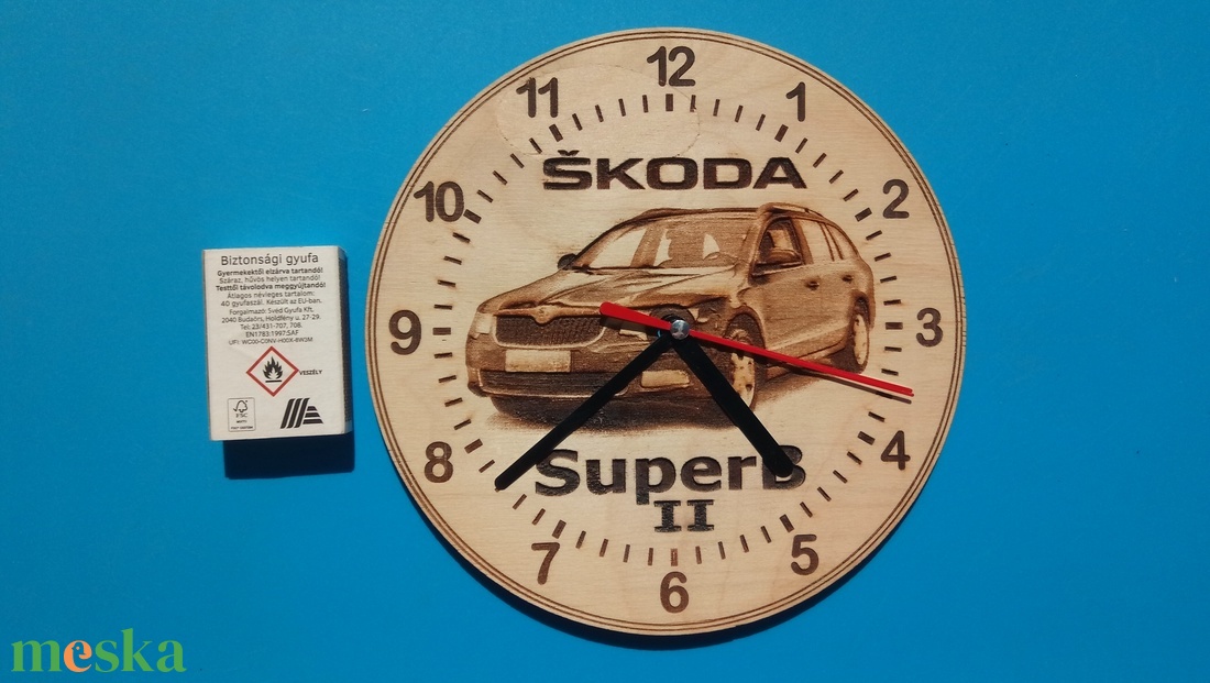 Skoda Superb II mintás gravírozott ritka falióra. Óra, Skodásnak. 2 - otthon & életmód - dekoráció - fali és függő dekoráció - falióra & óra - Meska.hu