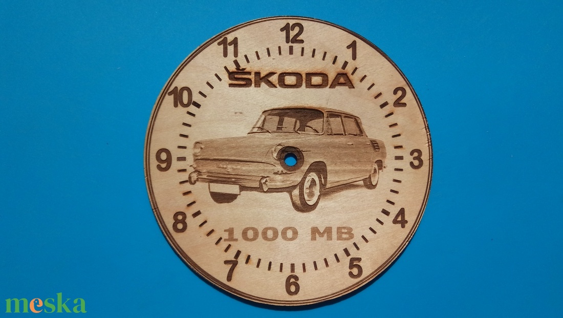 Skoda 1000MB mintás gravírozott ritka falióra. Óra, Skodásnak.  - otthon & életmód - dekoráció - fali és függő dekoráció - falióra & óra - Meska.hu