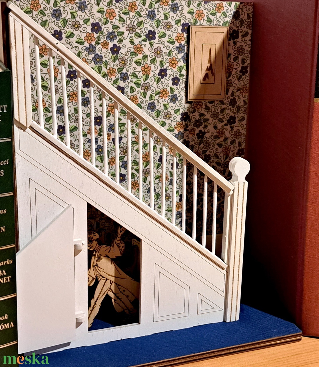 Book nook Harry Potter lépcső alatti lakrésze. - otthon & életmód - dekoráció - asztal és polc dekoráció - könyvtámasz - Meska.hu