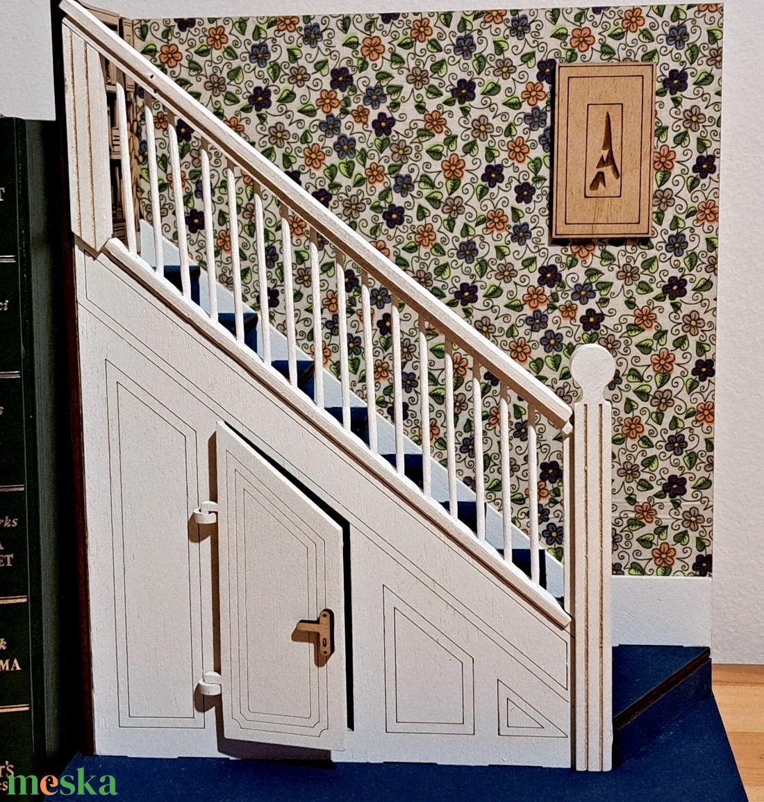 Book nook Harry Potter lépcső alatti lakrésze. - otthon & életmód - dekoráció - asztal és polc dekoráció - könyvtámasz - Meska.hu