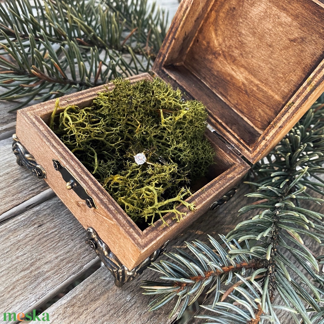 Esküvői gyűrűtartó doboz fából Vintage stílusban - esküvő - kiegészítők - gyűrűtartó & gyűrűpárna - Meska.hu