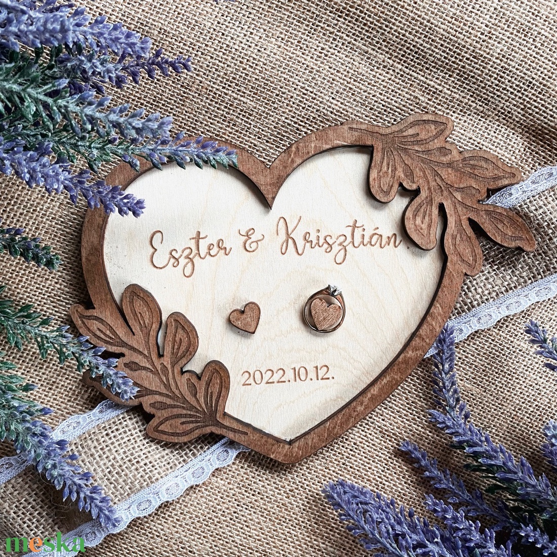 Esküvői gyűrűtartó � szív � leveles - esküvő - kiegészítők - gyűrűtartó & gyűrűpárna - Meska.hu